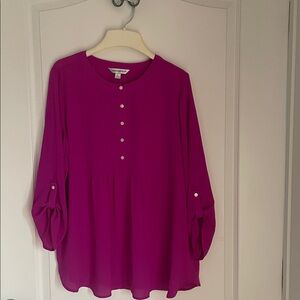NWT Women's Counterparts Magenta Blouse Flowy Lightweight Comfy size Large